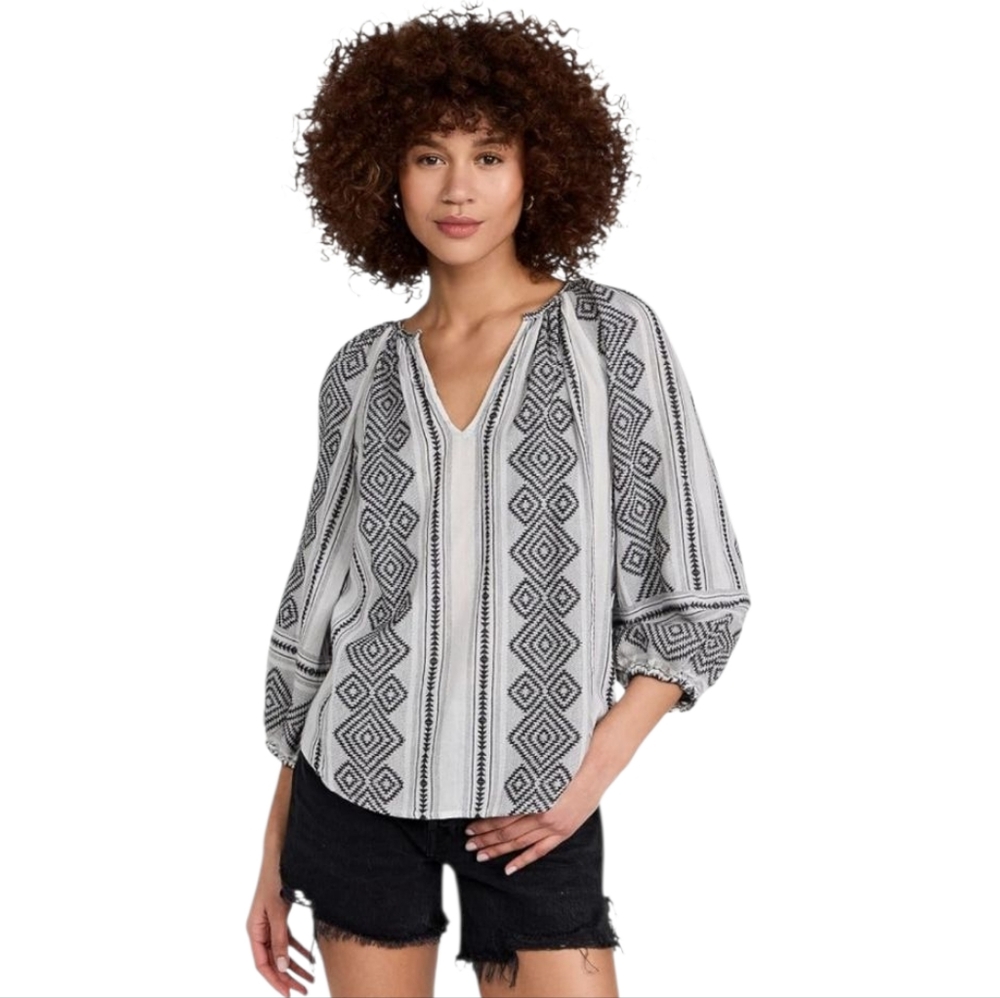 Velvet brand  Black and White Geometric Blouse
